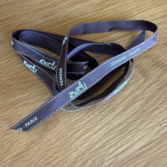 Hermes Oran Sandals Size 38.5 US Size 8 Includes Box, Dust Bags, Receipt! - Picture 3 of 16